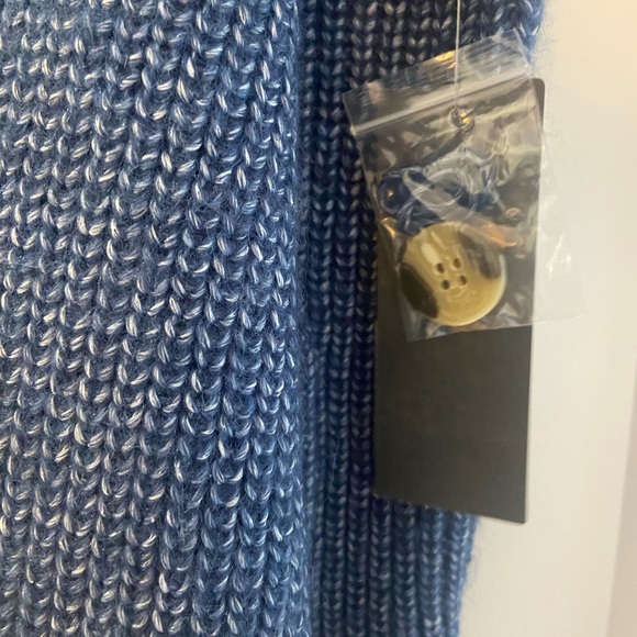 Stripe Cardigan Sweater Long Sleeve Navy/Cream Medium RARE - Picture 6 of 8